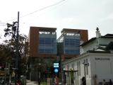 Hauptbücherei mit U-Bahn-Station Burggasse