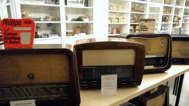 Radios im Phonomuseum